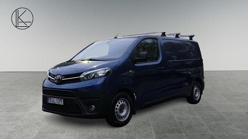 Vit Begagnad 2016 Toyota Proace Van | 109 900 kr (Bra pris) - Bild 1/4