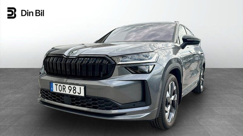 Grå Ny 2025 Skoda Kodiaq SportLine SUV | 499 900 kr (Dyr) - Bild 1/4