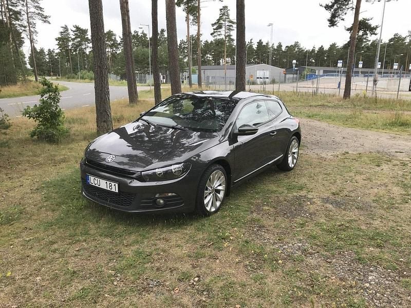 Brun Begagnad 2011 VW Scirocco Sportkupé | 109 000 kr (Marknadspris) - Bild 1/4