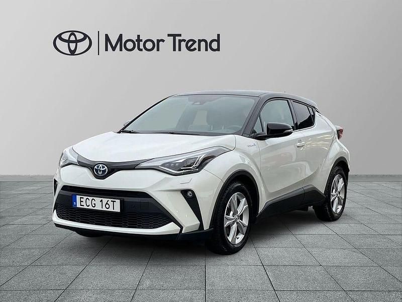 Begagnad Toyota C-HR Edition 186 HK (136 kW) 2020 Vit SUV