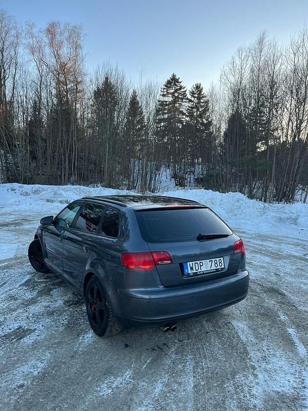 Begagnad Audi A3 150 HK (110 kW) 2005 Grå metallic Halvkombi