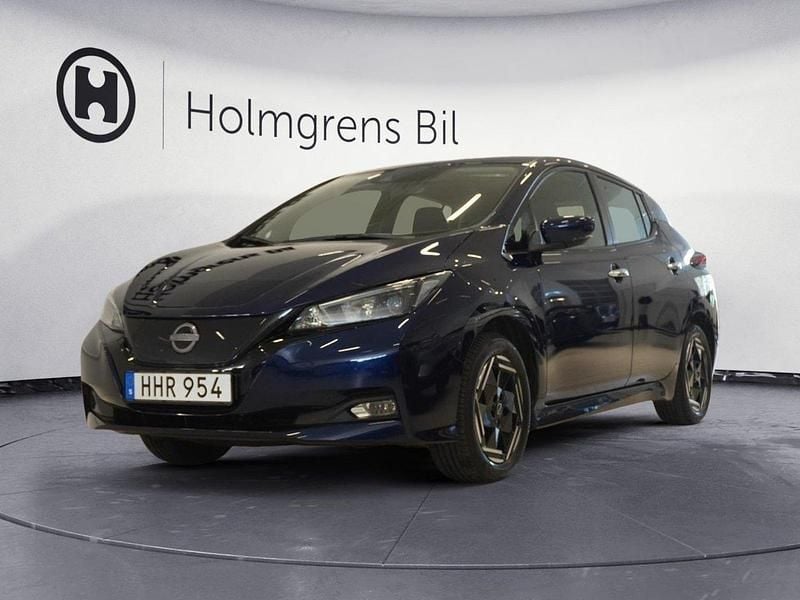 Begagnad Nissan Leaf N-Connecta 110 kW (150 HK) 2023 Okänd Halvkombi