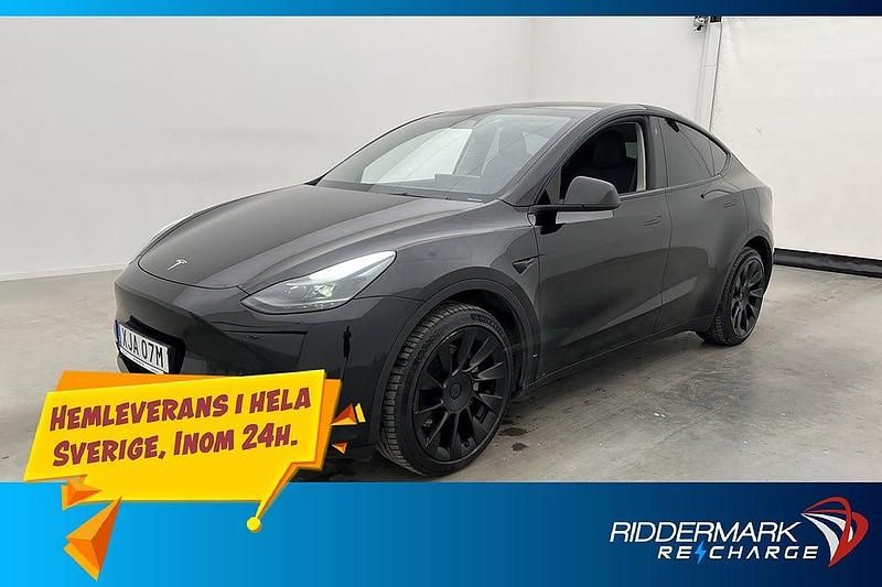 Begagnad Tesla Model Y Long Range AWD 378 kW (514 HK) 2022 Svart SUV