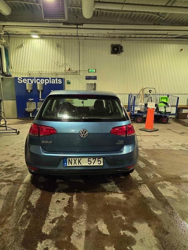 Begagnad VW Golf VII 105 HK (77 kW) 2014