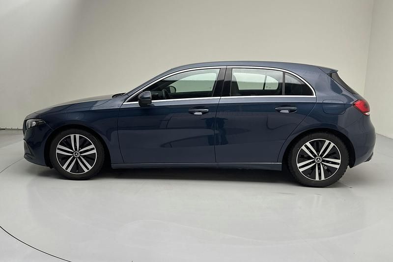 Begagnad Mercedes A180 SE 136 HK (100 kW) 2020 Blå