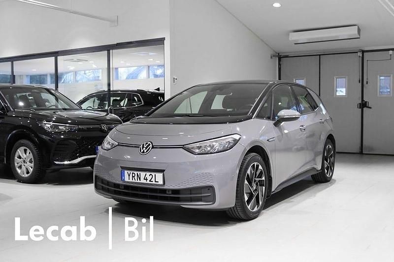 Begagnad VW ID.3 Pro Performance 150 kW (204 HK) 2023 Grå Halvkombi