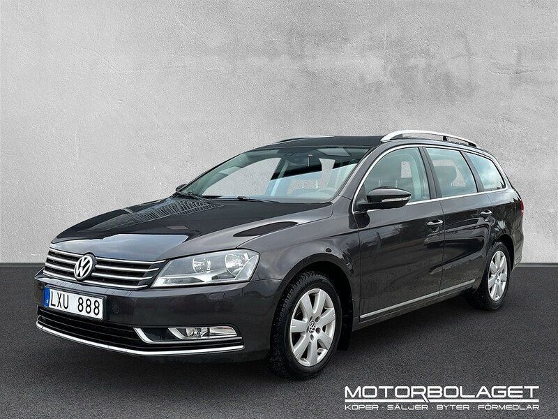 Mörkbrun (brun) Begagnad 2011 VW Passat Kombi | 69 900 kr (Marknadspris) - Bild 1/4