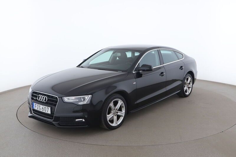 Svart Begagnad 2016 Audi A5 Sport Sportkupé | 168 000 kr - Bild 1/4