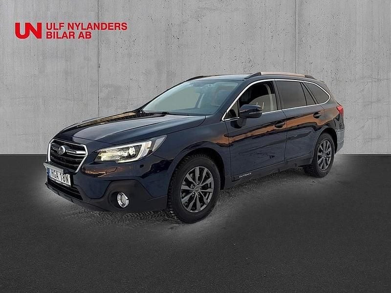 Mörkblå (dark blue pearl) Begagnad 2019 Subaru Outback Active Kombi | 269 000 kr (Marknadspris) - Bild 1/4