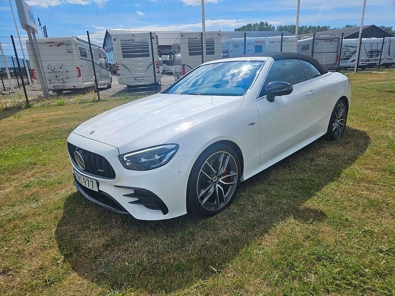 Vit Begagnad 2022 Mercedes E53 AMG AMG Cab | 749 900 kr (Superpris) - Bild 1/4
