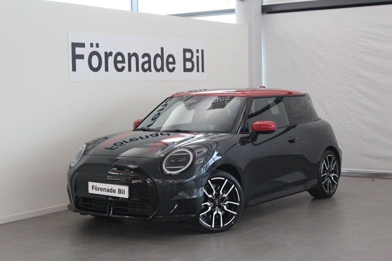 Grå Ny 2024 Mini Cooper Coupé Sportkupé | 516 600 kr - Bild 1/4