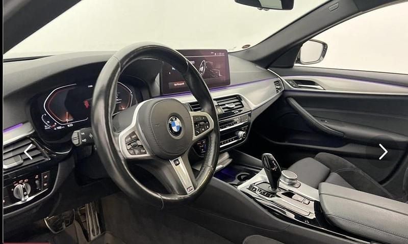 Begagnad BMW 520 M Sport 190 HK (139 kW) 2021 Blå Sedan