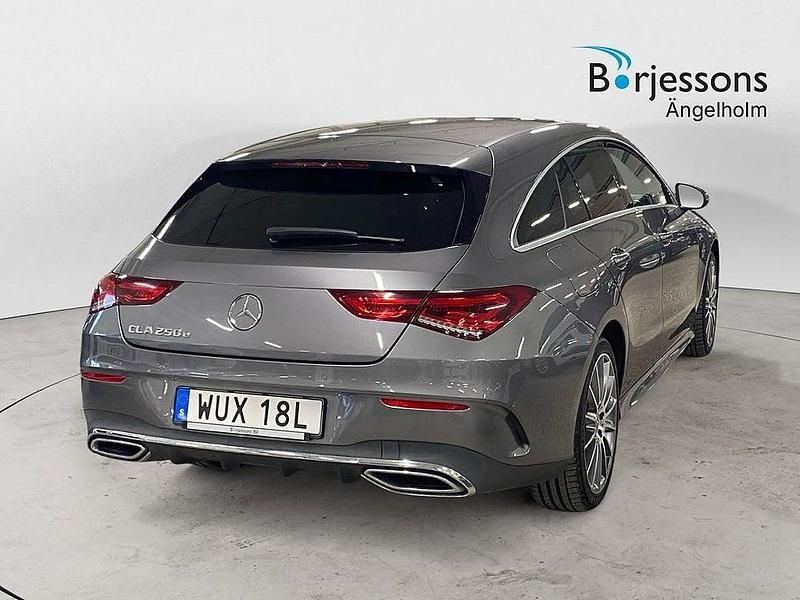 Begagnad Mercedes CLA250e Shooting Brake AMG line 160 HK (117 kW) 2020 Grå Kombi