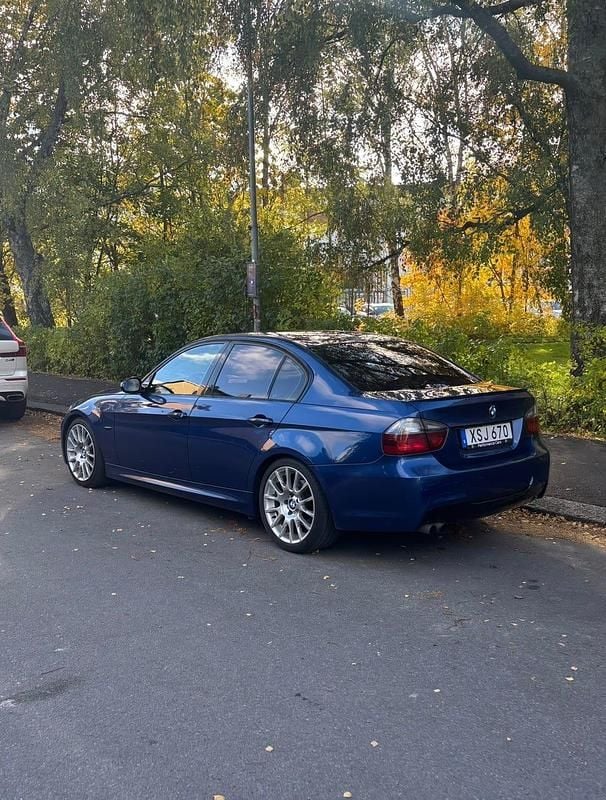 Begagnad 2006 BMW 325 M Sport Sedan | 63 000 kr (Lite dyr) - Bild 1/4