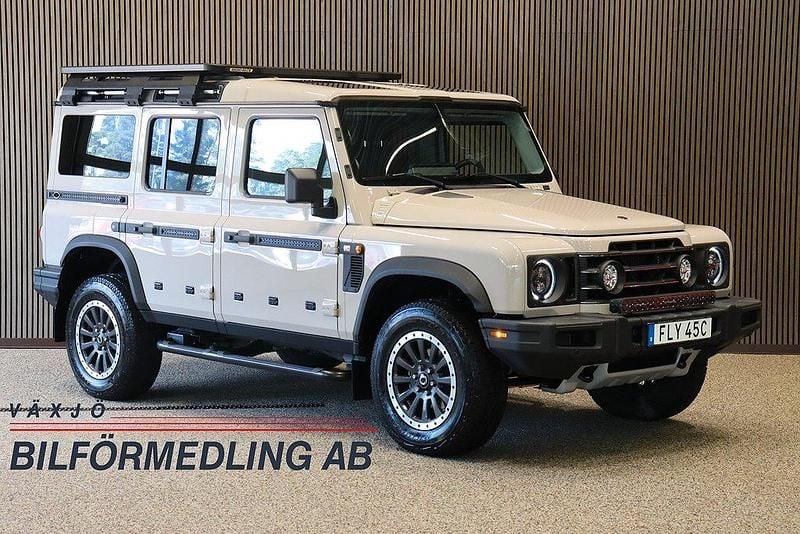 Grå Begagnad 2023 Ineos Grenadier Kombi | 829 000 kr (Dyr) - Bild 1/4