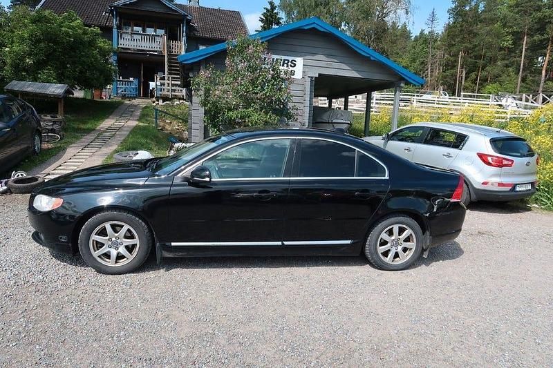Svart Begagnad 2011 Volvo S80 Momentum Sedan | 63 500 kr - Bild 1/4