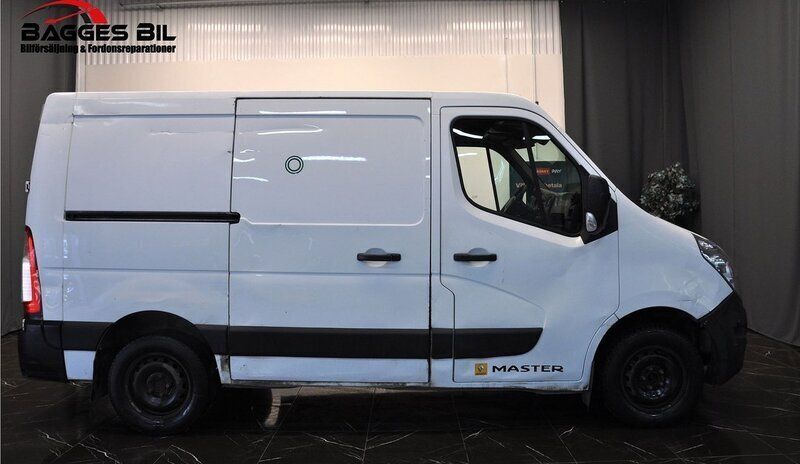 Vit Begagnad 2013 Renault Master Van | 45 000 kr - Bild 1/4