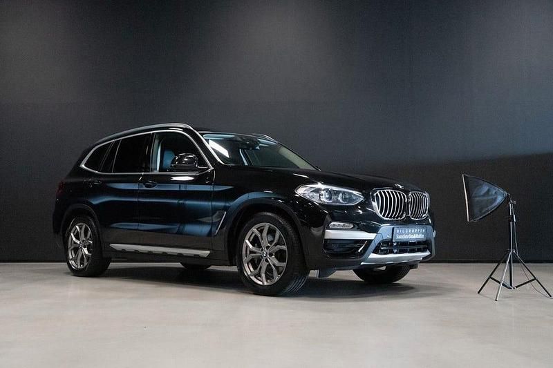 Svart Begagnad 2018 BMW X3 xLine SUV | 339 000 kr (Lite dyr) - Bild 1/4