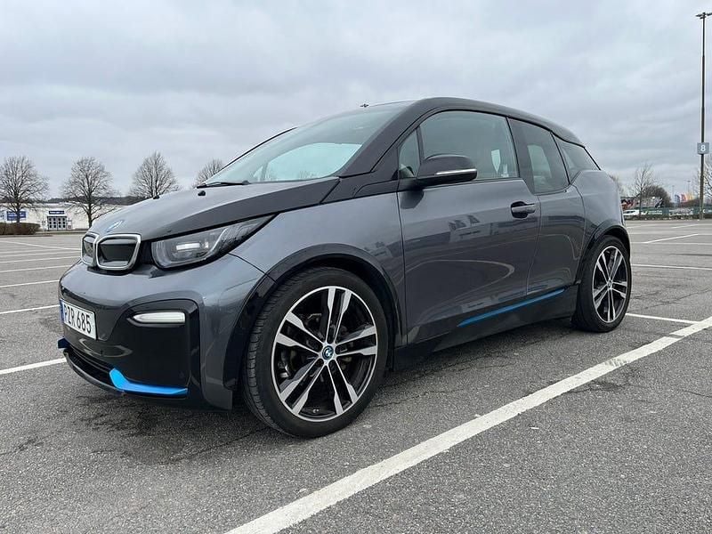 Begagnad 2018 BMW i3 Halvkombi | 160 000 kr (Marknadspris) - Bild 1/4