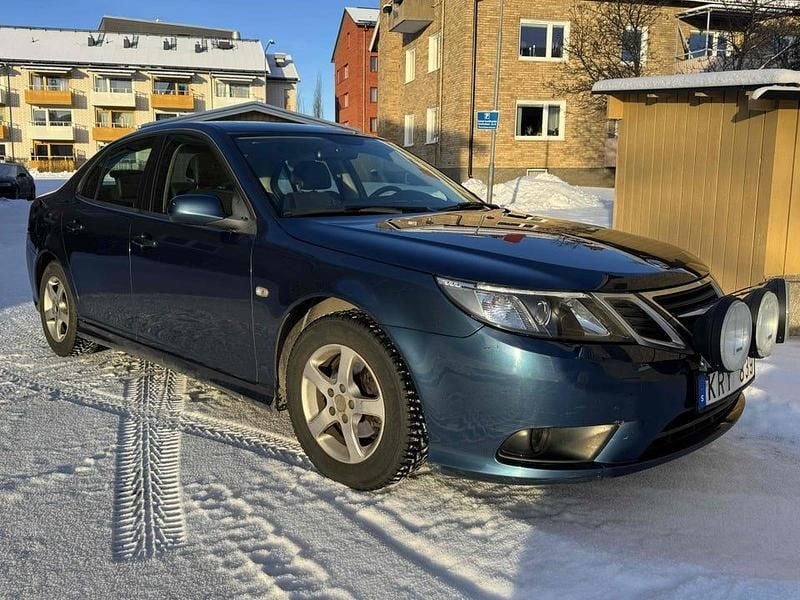 Begagnad Saab 9-3 150 HK (110 kW) 2010 Fusion blå metallic