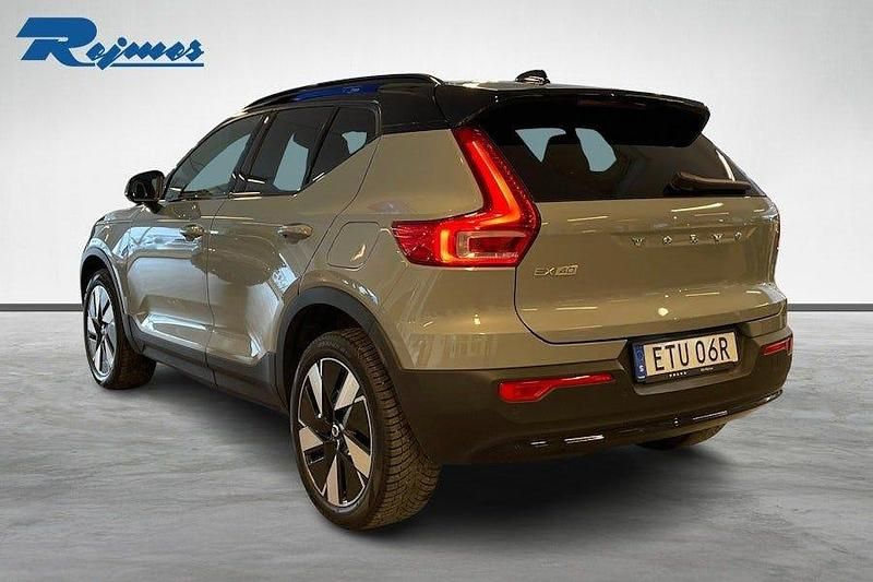 Begagnad Volvo EX40 Plus 188 kW (256 HK) 2024 Vapour grey metallic SUV