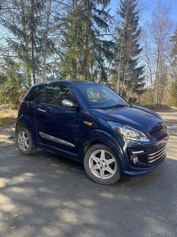 Begagnad 2018 Ligier JS50 Halvkombi | 85 000 kr - Bild 1/4