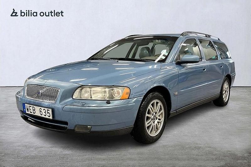 Begagnad Volvo V70 2005 Blå Kombi