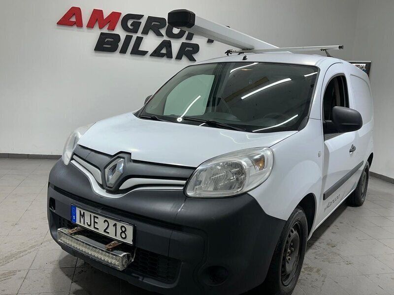 Vit Begagnad 2017 Renault Kangoo Minibuss | 69 900 kr (Lite dyr) - Bild 1/4