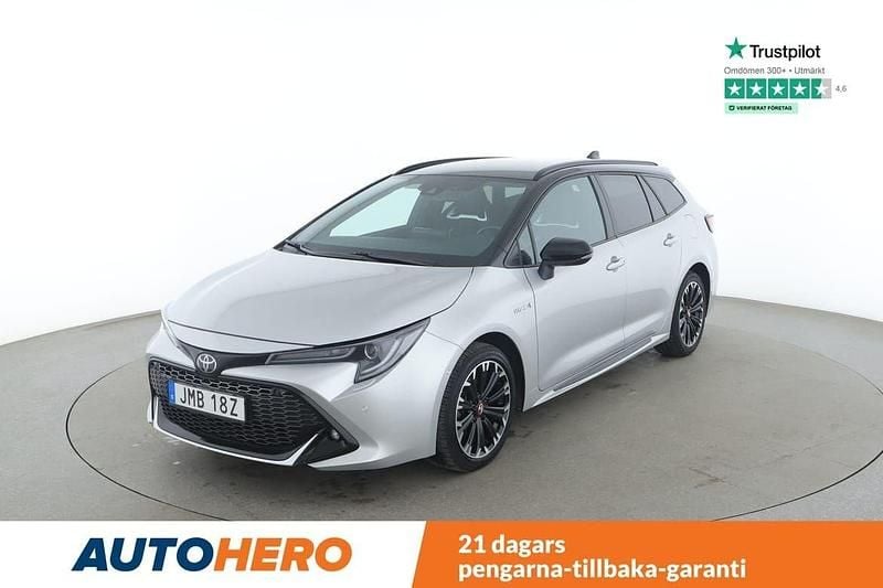 Silver Begagnad 2021 Toyota Corolla Kombi | 279 000 kr (Lite dyr) - Bild 1/4