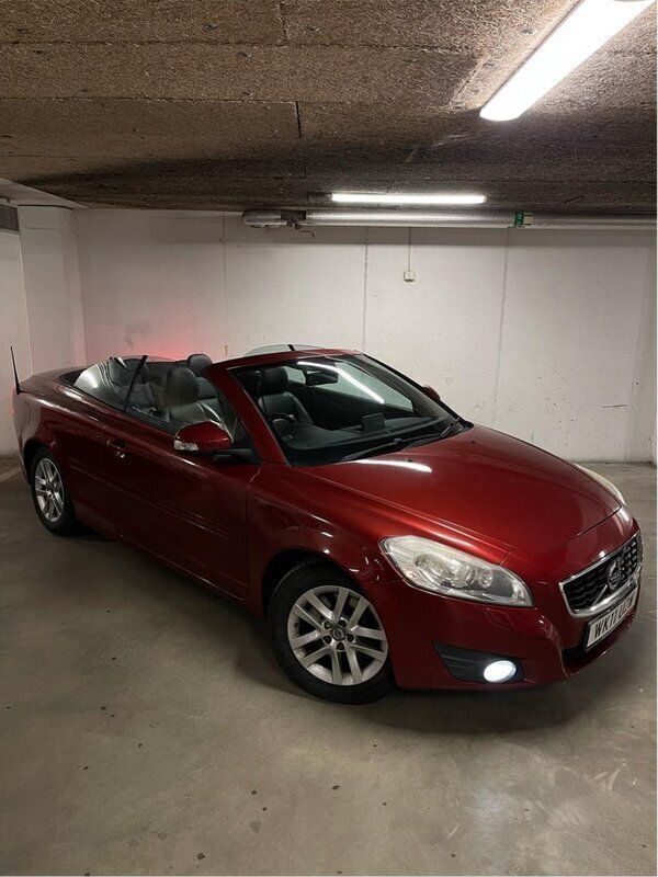 Begagnad 2011 Volvo C70 Summum Cab | 39 900 kr - Bild 1/4