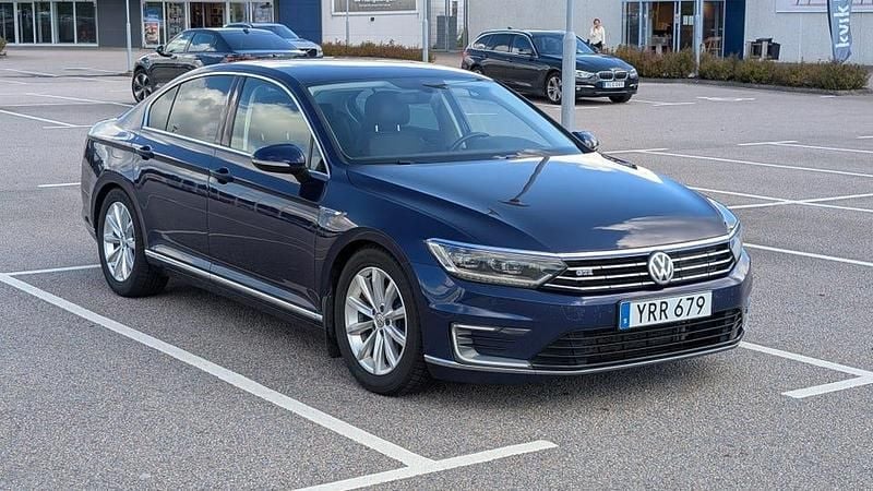 Begagnad 2018 VW Passat GTE | 109 500 kr (Marknadspris) - Bild 1/4