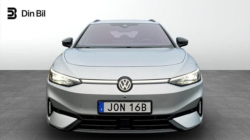 Begagnad VW ID.7 Pro 210 kW (286 HK) 2024 Silver Kombi