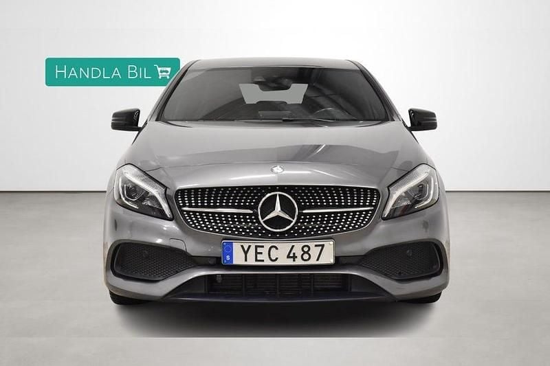 Begagnad Mercedes A200 AMG line 136 HK (100 kW) 2016 Grå Halvkombi