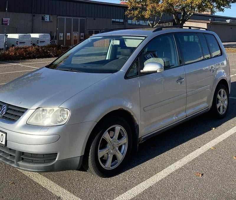 Begagnad 2005 VW Touran Minibuss | 12 750 kr - Bild 1/2