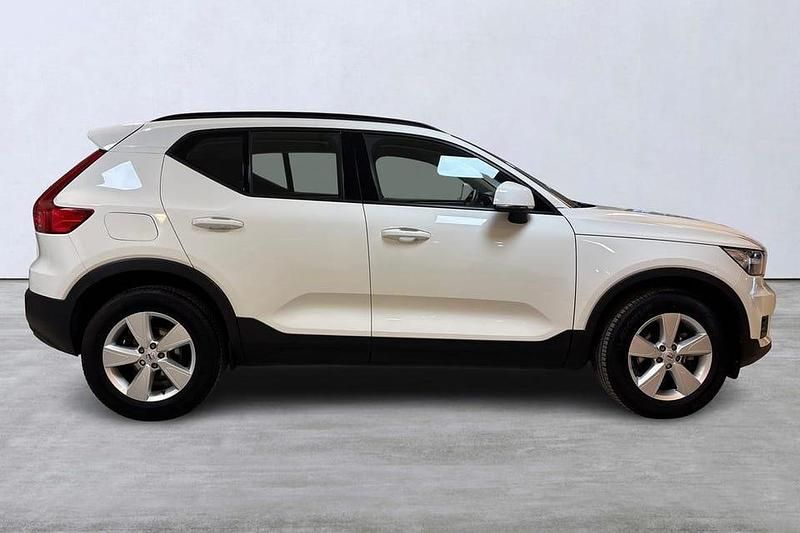 Begagnad Volvo XC40 165 HK (121 kW) 2019 Vit SUV