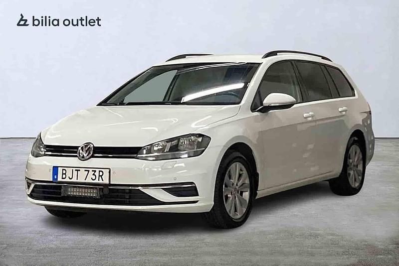 Vit Begagnad 2019 VW Golf VII Kombi | 179 900 kr (Marknadspris) - Bild 1/1