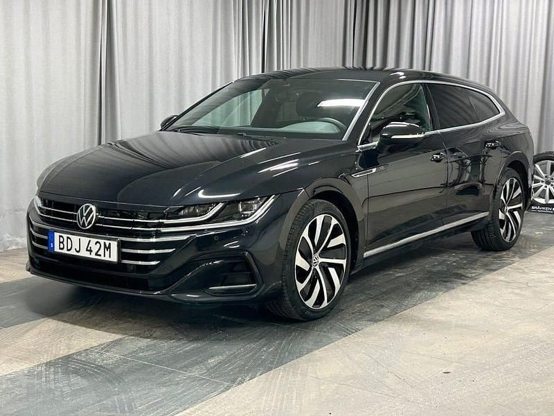 Svart Begagnad 2022 VW Arteon R-line Kombi | 289 900 kr (Bra pris) - Bild 1/4