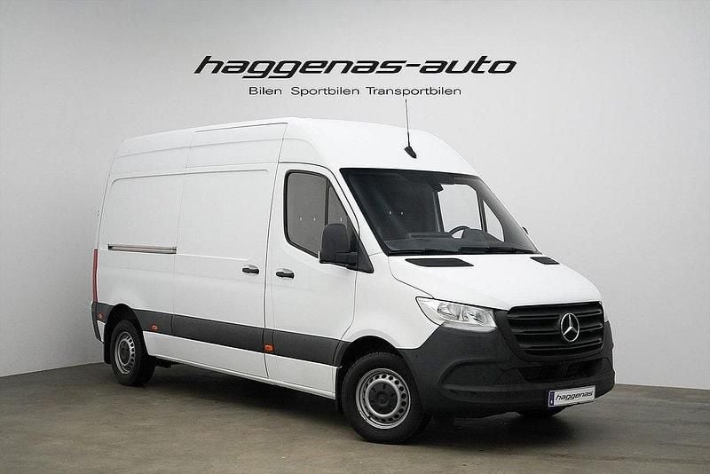 Vit Begagnad 2023 Mercedes Sprinter Van | 419 000 kr (Superpris) - Bild 1/4