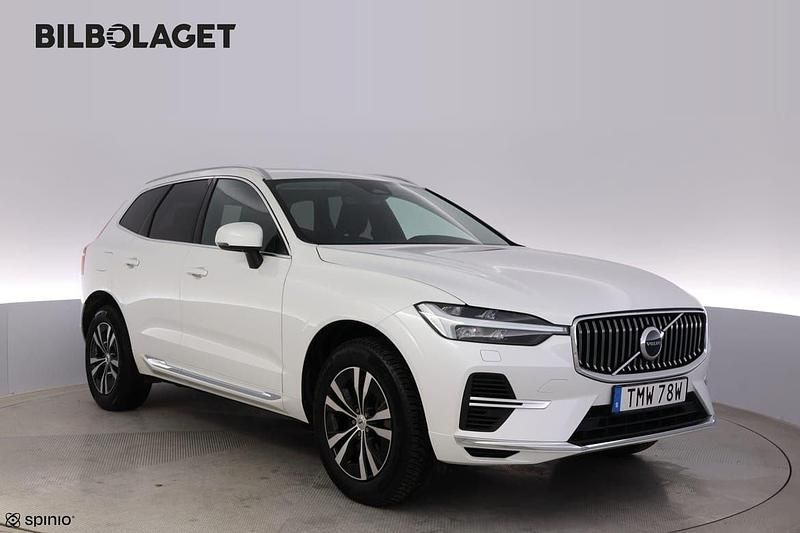 Vit Begagnad 2023 Volvo XC60 Core SUV | 494 500 kr (Dyr) - Bild 1/4