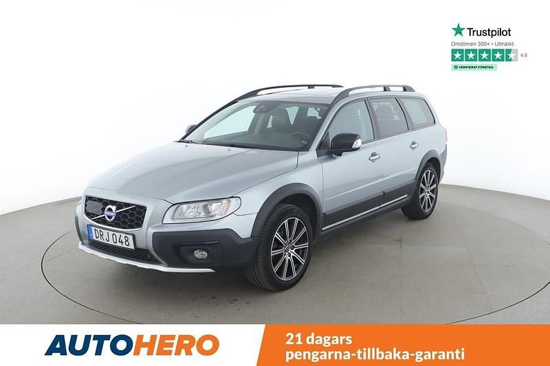 Silver Begagnad 2014 Volvo XC70 Momentum SUV | 209 000 kr (Marknadspris) - Bild 1/4