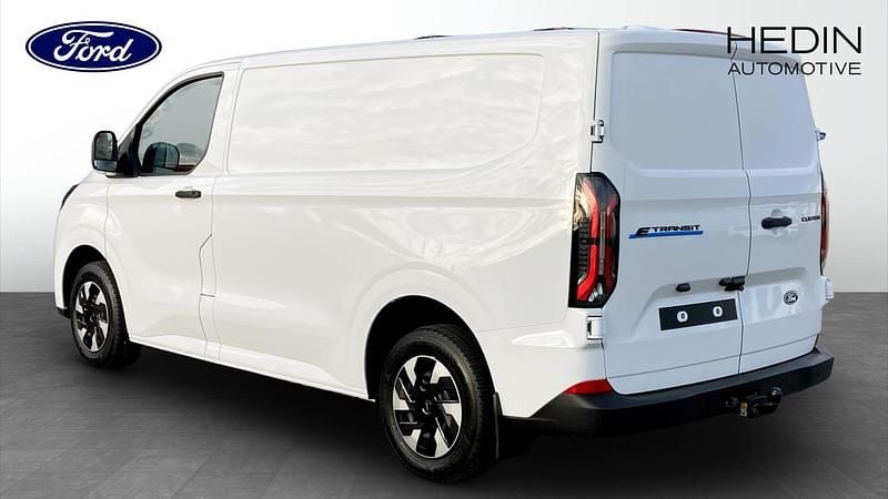 Ny Ford E-Transit 2026 Vit Van