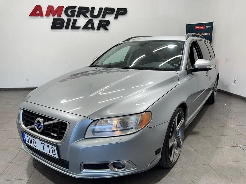 Silver Begagnad 2010 Volvo V70 R-Design Kombi | 69 900 kr (Marknadspris) - Bild 1/4