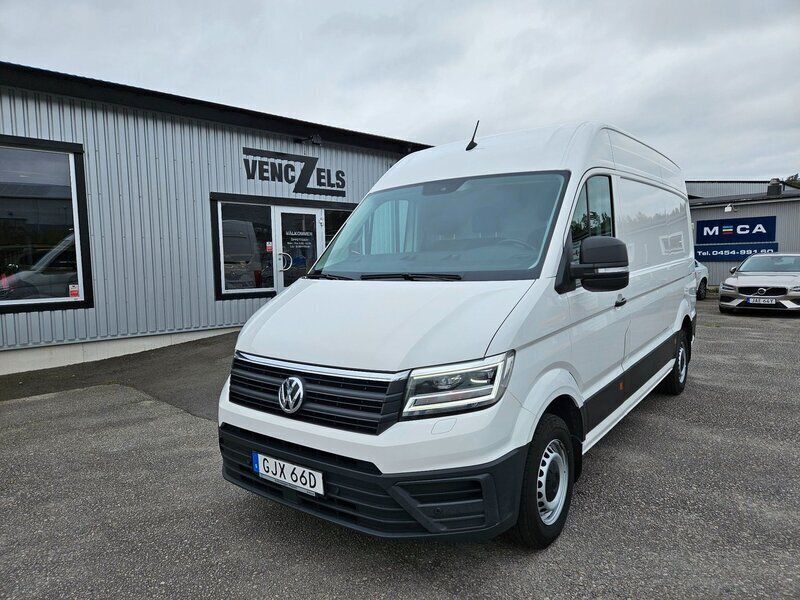 Grå (vit) Begagnad 2020 VW Crafter Van | 229 000 kr (Superpris) - Bild 1/4