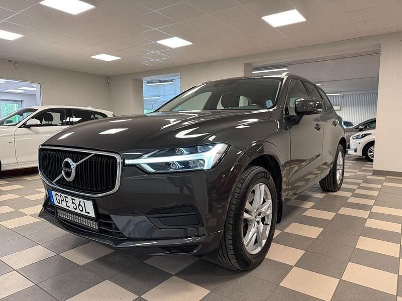 Mörkgrå Begagnad 2019 Volvo XC60 SUV | 273 000 kr (Superpris) - Bild 1/4