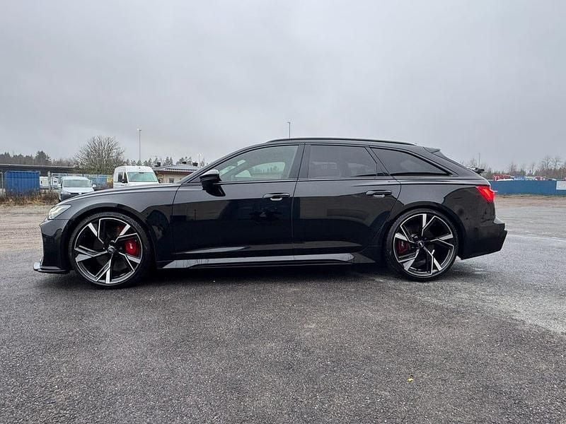 Begagnad 2021 Audi RS6 Kombi | 1 069 000 kr (Marknadspris) - Bild 1/4