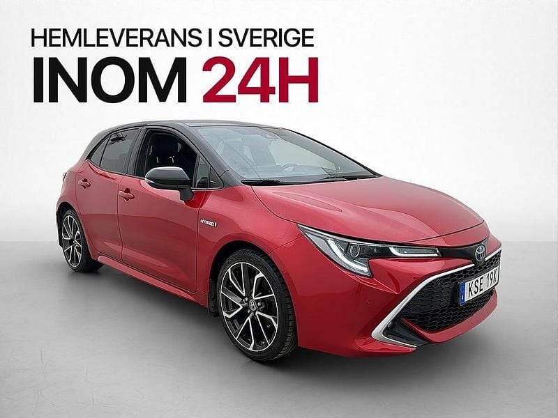 Begagnad Toyota Corolla Executive 184 HK (135 kW) 2019 Röd Halvkombi
