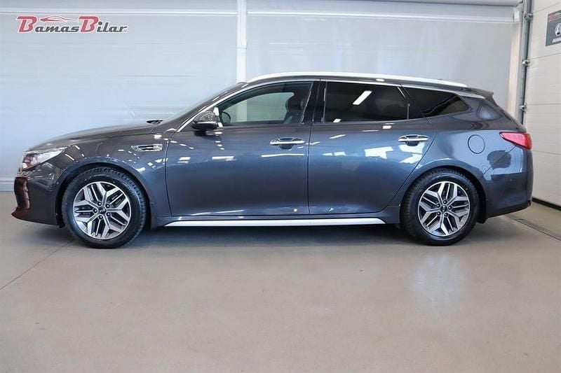Begagnad Kia Optima GT-Line 141 HK (103 kW) 2017 Grå Kombi