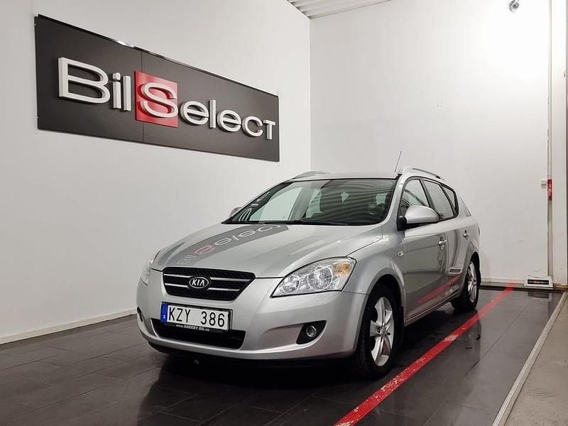 Silver Begagnad 2009 Kia Ceed Sportswagon EX Kombi | 29 900 kr (Marknadspris) - Bild 1/4