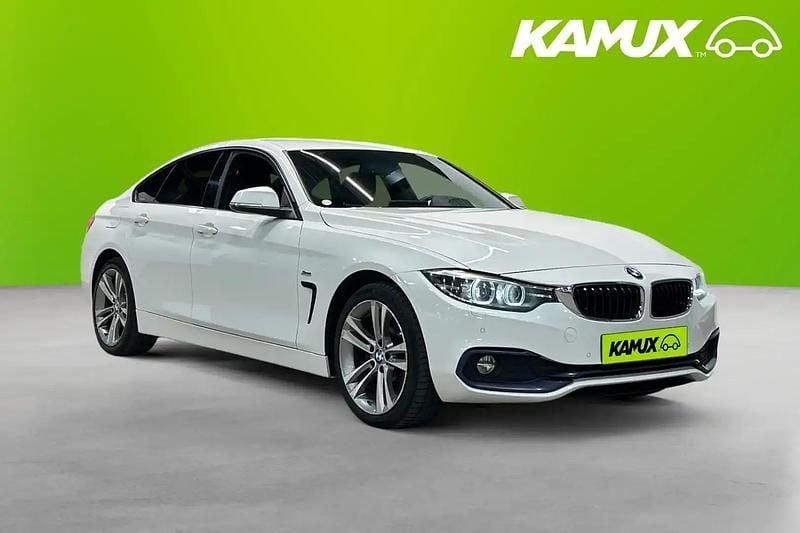 Vit Begagnad 2018 BMW 420 Sport Line Halvkombi | 199 900 kr (Bra pris) - Bild 1/4