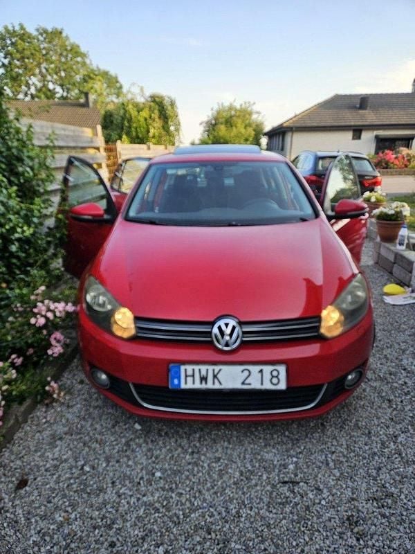 Röd Begagnad 2009 VW Golf VI GT Halvkombi | 38 500 kr (Bra pris) - Bild 1/4